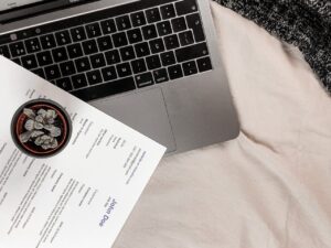 How to Write a Strong Accounting Resume That Lands Interviews